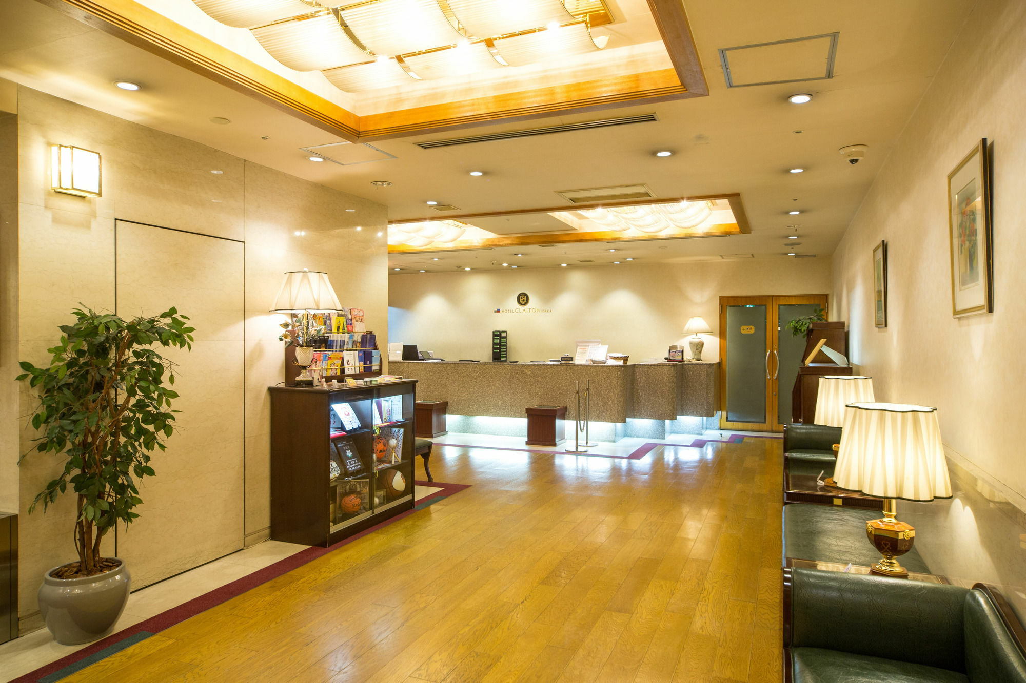 Hotel Claiton Esaka Suita Exterior foto